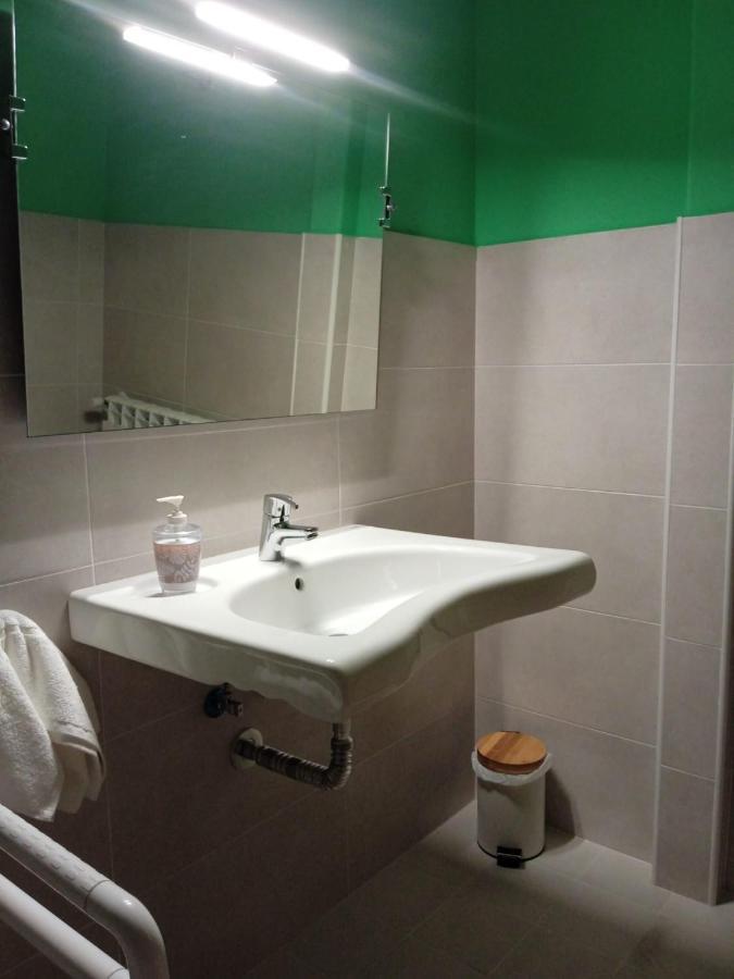 O Teu Sitio Hostel Ribadeo Kültér fotó